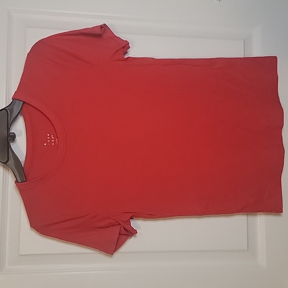 A New Day M Red Short Sleeve T-Shirt
